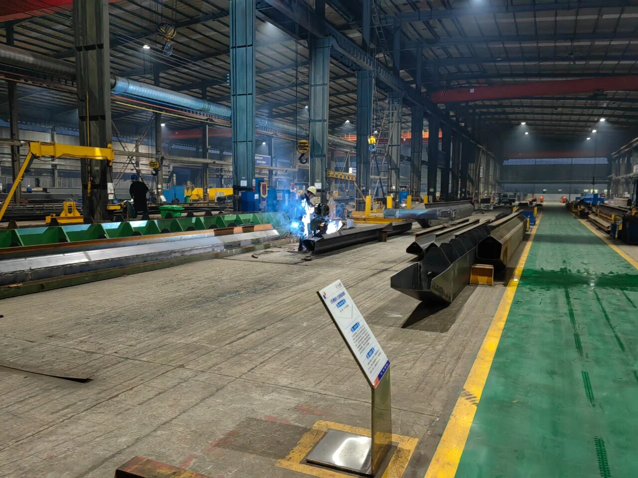 Saluting the Dedicated Workforce! Frontline Charge in Full Swing to Reach New Production Heights in Q4